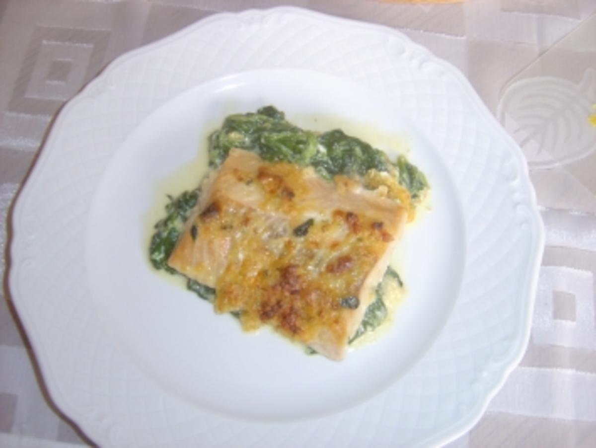 Lachs auf Blattspinat - Rezept - Bild Nr. 4