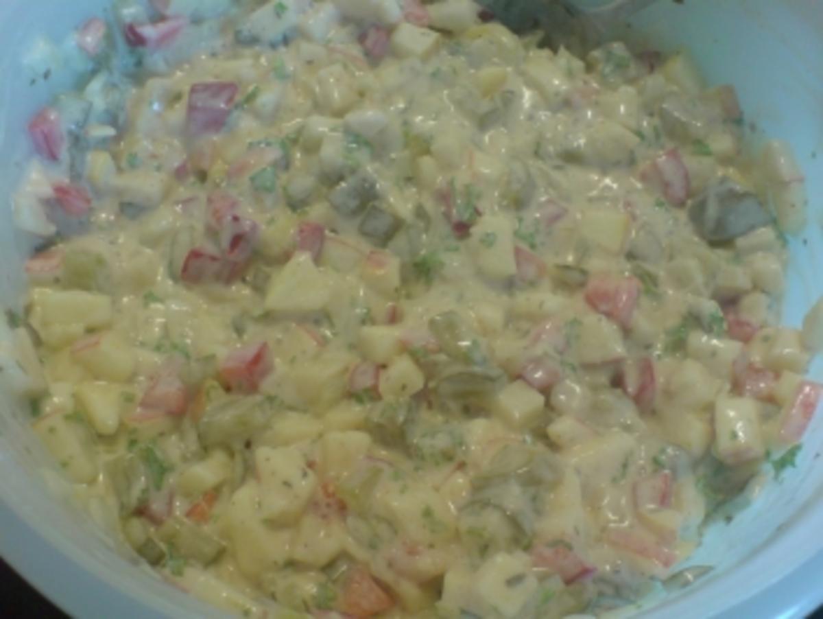 Salat "Bunter Kartoffelsalat" - Rezept - Bild Nr. 2