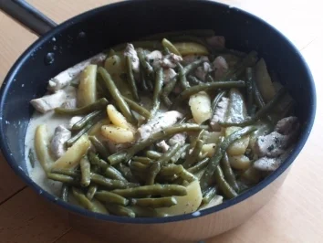 Rezept: Bohnen-Pfanne mit Kartoffen Bohnen-Pfanne mit Kartoffen - Rezept