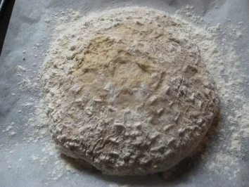 Knoblauchbrot, das es in sich hat (3 Knollen Knoblauch) - Rezept - Bild Nr. 10