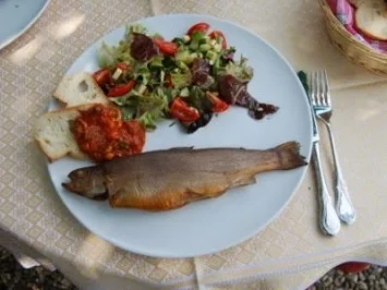 Fisch ~ Geräucherte Forellen - Rezept