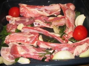 Fleisch: Geschmorte Lamm-Spareribs - Rezept - Bild Nr. 2