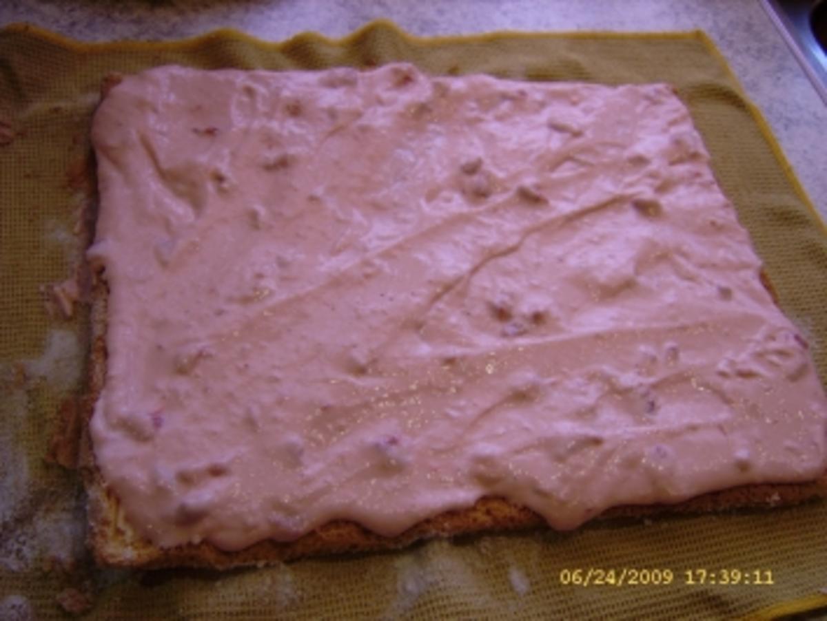 Erdbeer-Biskuitrolle mit Vanille-Quarkcreme - Rezept - Bild Nr. 20