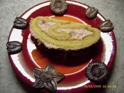 Erdbeer-Biskuitrolle mit Vanille-Quarkcreme - Rezept