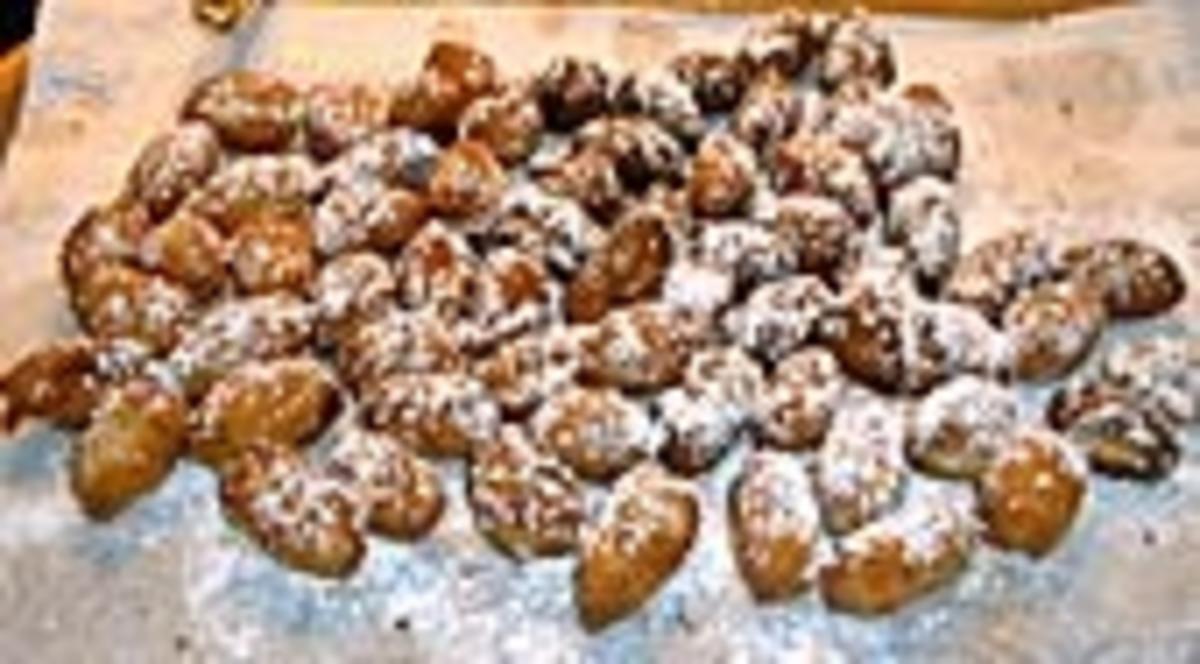 Mutzenmandeln mit Butter und Zucker - Rezept mit Bild - kochbar.de Mutzenmandeln mit Butter und Zucker - Rezept mit Bild - kochbar.de