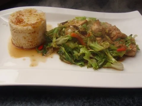 Rezept: Schweinsfiletscheiben mit Wokgemüse und Austernsoße Bild Nr. 2 Schweinsfiletscheiben mit Wokgemüse und Austernsoße - Rezept - Bild Nr. 2