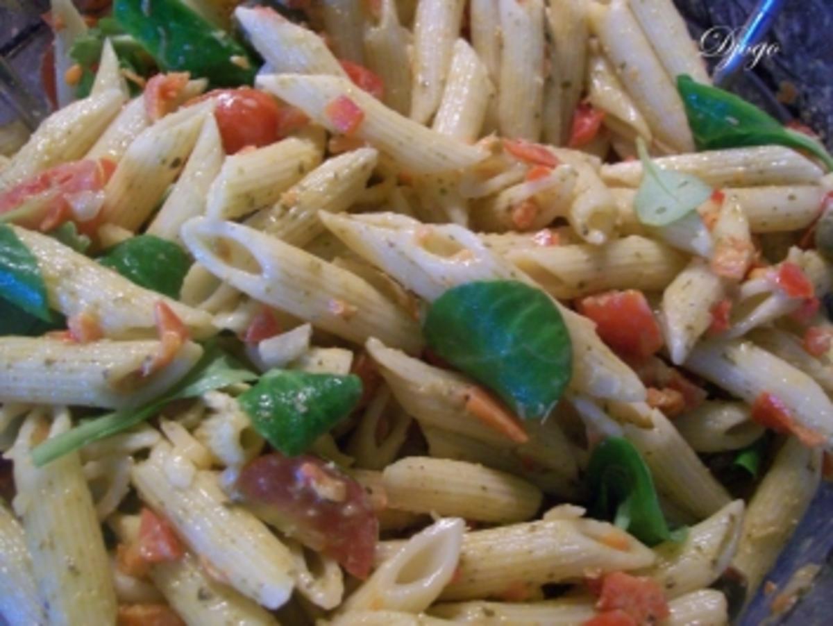 Salat : Andrea´s Nudelsalat mit Pesto - Rezept - Bild Nr. 3