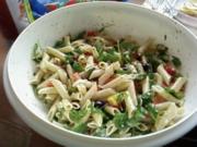 Salat : Andrea´s Nudelsalat mit Pesto - Rezept