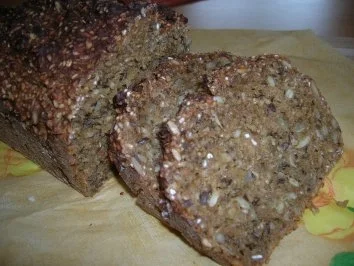 Kerniges Schrotbrot - Rezept