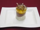 Zweierlei schräge Mousse mit Mango-Maracuja-Ragout - Rezept