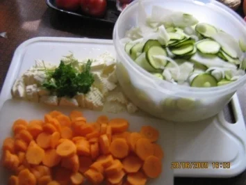 Rezept: Kohlrabi-Gemüse-Gratin Bild Nr. 3 Kohlrabi-Gemüse-Gratin - Rezept - Bild Nr. 3