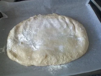 Kirsch-Streuselkuchen auf Hefeteig - Rezept - Bild Nr. 3