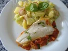 Rezept: Loup de Mer mit Tomaten und Kartoffelgurkensalat Loup de Mer mit Tomaten und Kartoffelgurkensalat - Rezept