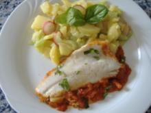 Loup de Mer mit Tomaten und Kartoffelgurkensalat - Rezept