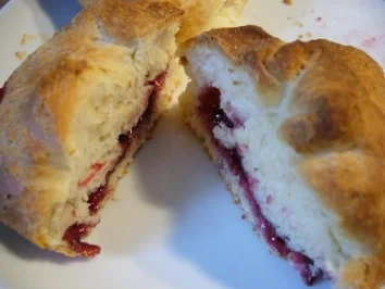 Rezept: Brötchen süß --- Gefüllte Pausenbrötchen Bild Nr. 2 Brötchen süß --- Gefüllte Pausenbrötchen - Rezept - Bild Nr. 2