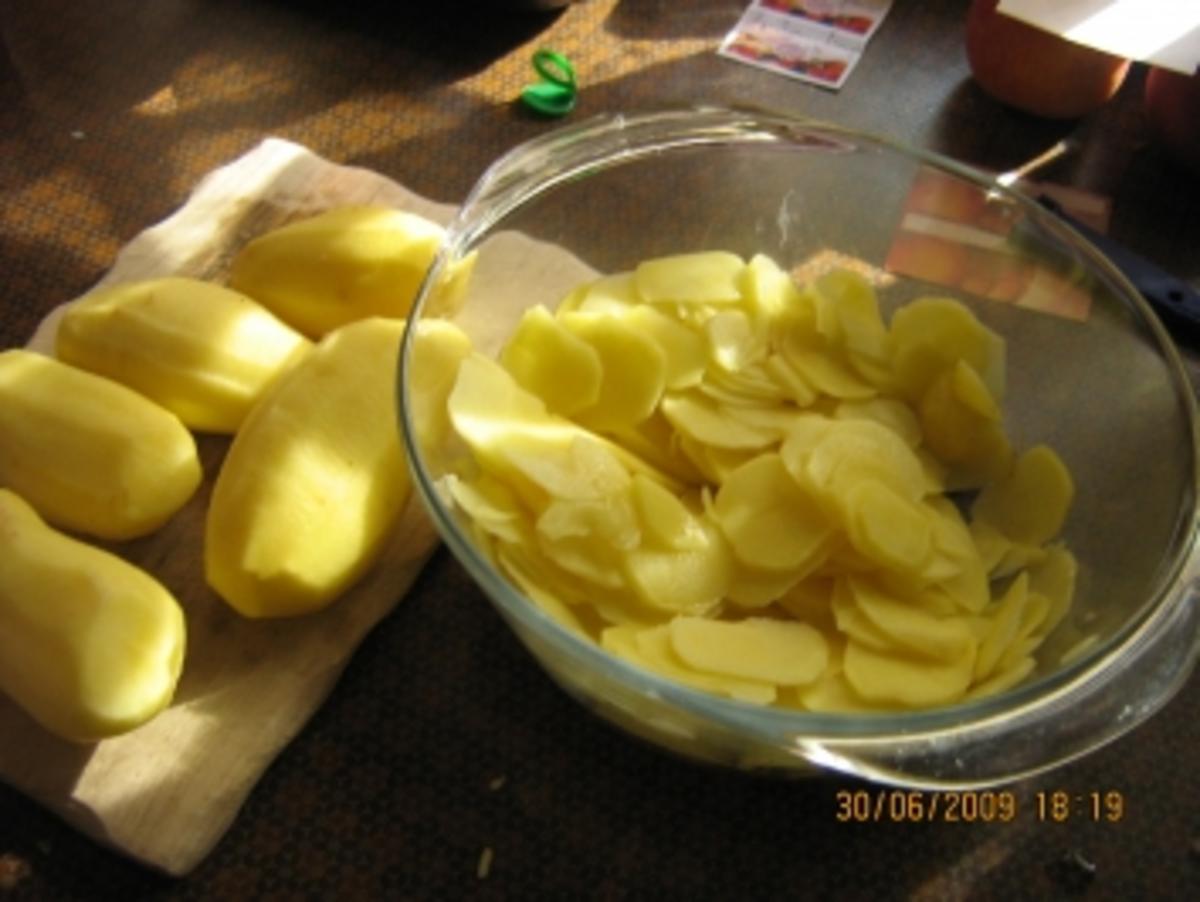 Wurstsalat mit Bratkartoffeln (Bürgermeisterart) - Rezept - Bild Nr. 8