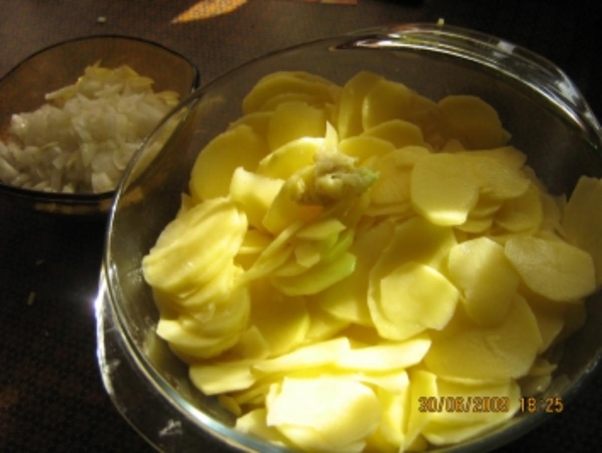 Wurstsalat mit Bratkartoffeln (Bürgermeisterart) - Rezept - Bild Nr. 10