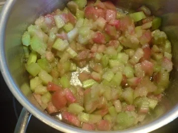 Marmelade "Rhabarber-Nuss" - Rezept - Bild Nr. 3