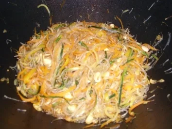 Buntes Gemüse mit Glasnudeln - Rezept