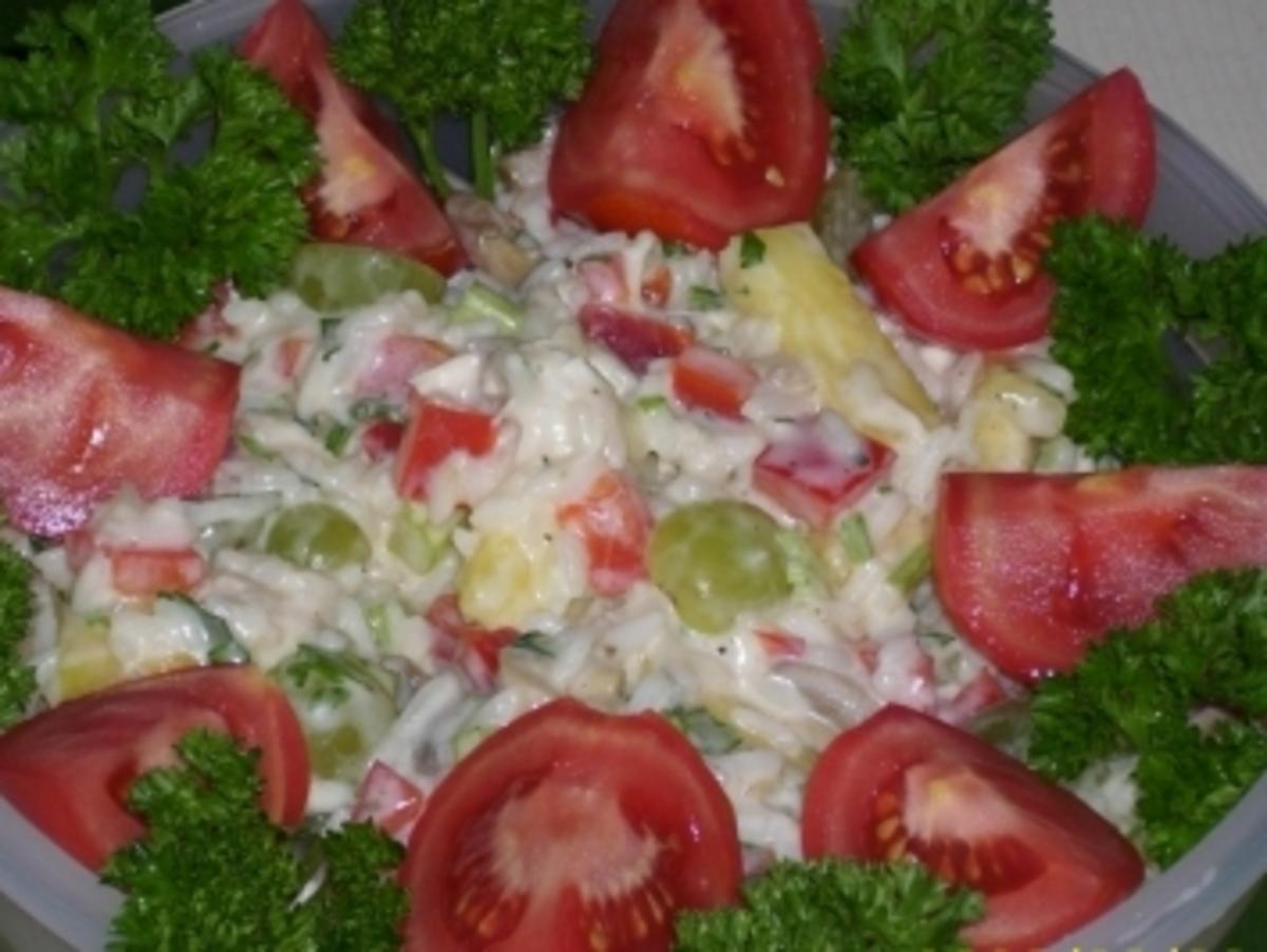 Salat: Fruchtiger Gemüse-Reissalat mit Hähnchenbrustfilet - Rezept ...
