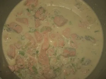 Rezept: Lachs in Sahnesauce Lachs in Sahnesauce - Rezept