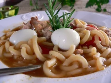 "Grillsuppe"mit wachteleier.Rezept folg - Rezept - Bild Nr. 2