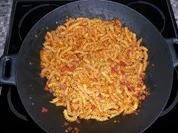 Woknudeln mal italienisch - Rezept