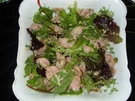 Pflücksalat mit Regensburger und Knoblauchdressing - Rezept
