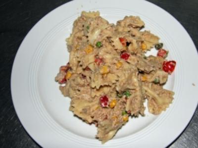 Rezept: Nudelsalat mit Thunfisch-Kaperncreme Nudelsalat mit Thunfisch-Kaperncreme - Rezept