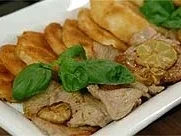 Rezept: Zitronenschnitzel mit Artischockengemüse und Sellerie Zitronenschnitzel mit Artischockengemüse und Sellerie - Rezept