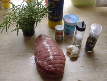 Schweinebraten mit Kräuterkruste - Rezept - Bild Nr. 2