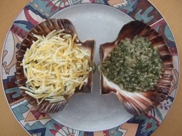 Rezept: Überbackene Jacobsmuscheln Überbackene Jacobsmuscheln - Rezept