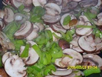 Herzhaftes Gebäck: Asiatisch gewürztes Hähnchenbrustfilet im Filoteig - Rezept - Bild Nr. 5