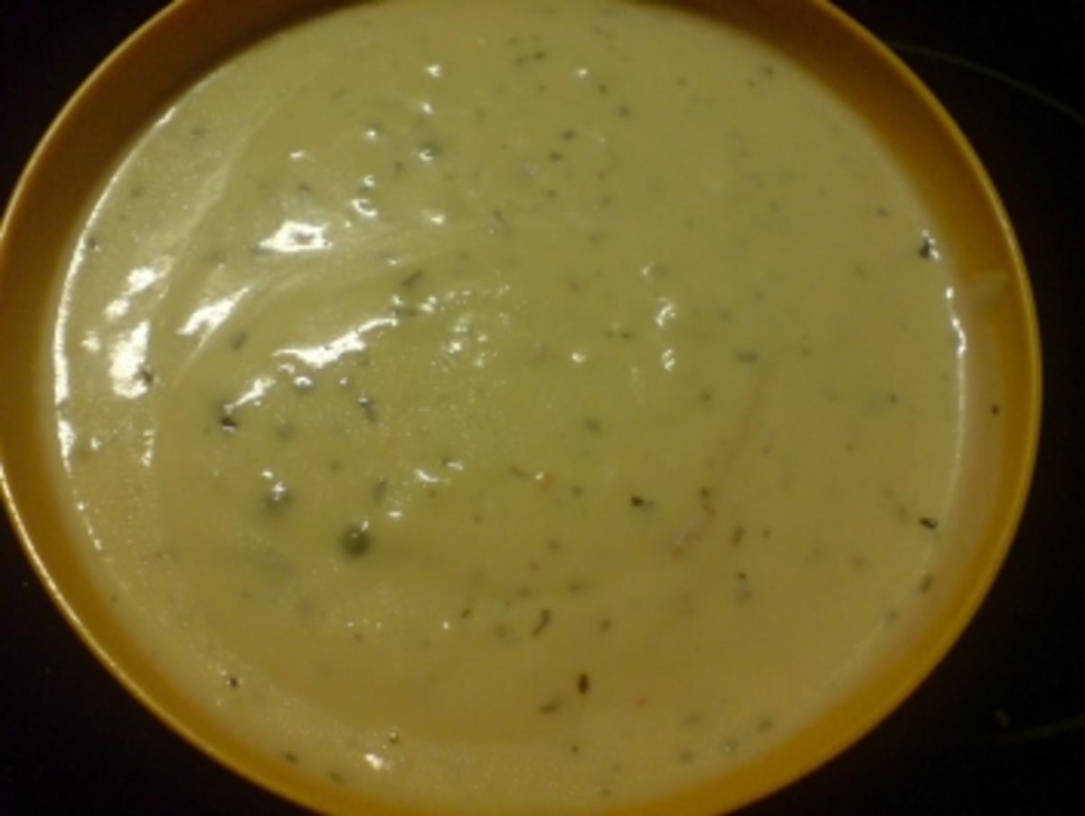 Dip / Soße "Kräuter-Käse-Soße mit grünem Pfeffer" - Rezept