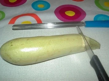 gefüllte Zucchini - Rezept - Bild Nr. 2