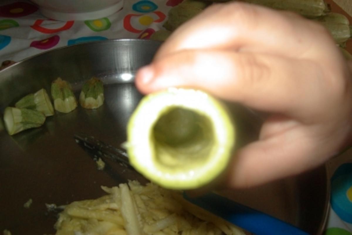 gefüllte Zucchini - Rezept - Bild Nr. 5