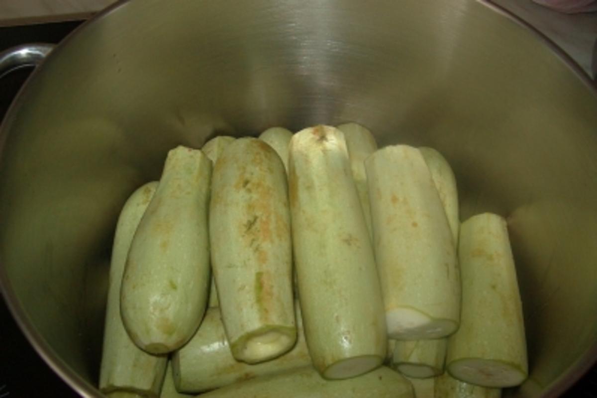 gefüllte Zucchini - Rezept - Bild Nr. 10