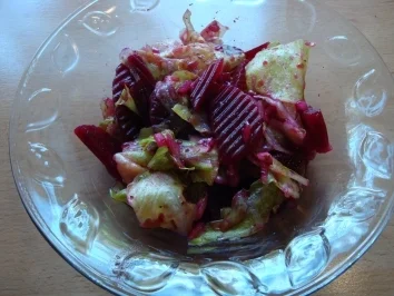 Rezept: Eisberg -Rote Bete Salat Eisberg -Rote Bete Salat - Rezept