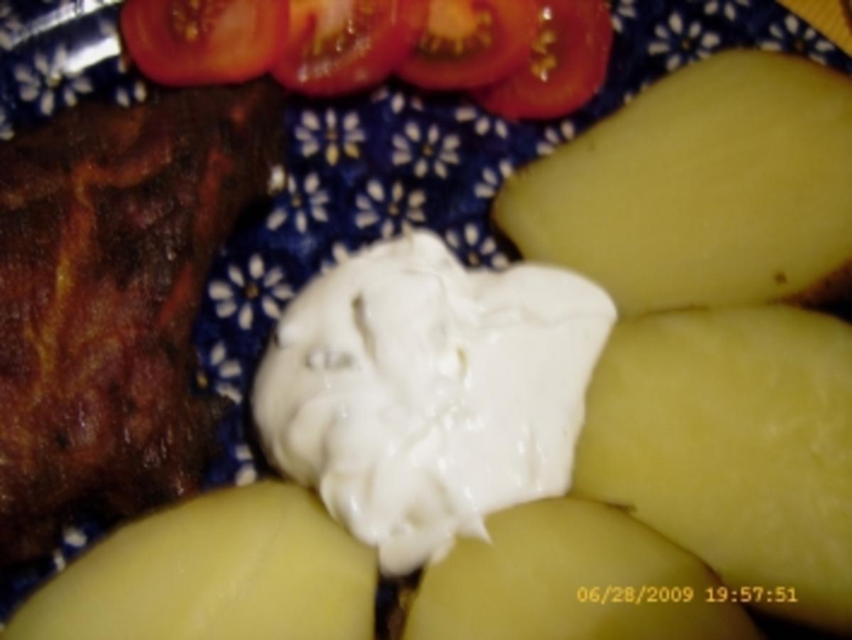 Rippchen mit Ofenkartoffeln - Rezept - Bild Nr. 4