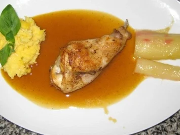 Kaninchen in Vanille mit Rhabarber-Chiligemüse - Rezept