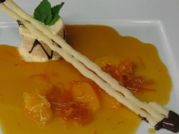 Whiskeyparfait mit Orangenragout - Rezept