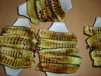 ZUCCHINE GRATINATE AL FORMAGGIO DI CAPRA - Rezept - Bild Nr. 5