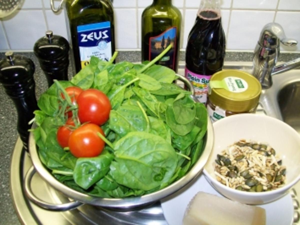 Insalata spinaci e pomodori - Rezept - Bild Nr. 3