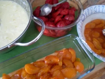 Rezept: Erdbeer-Aprikosen-Tiramisu Bild Nr. 4 Erdbeer-Aprikosen-Tiramisu - Rezept - Bild Nr. 4