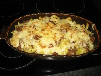 Rezept: Griechischer Nudel-Hackfleisch-Auflauf Griechischer Nudel-Hackfleisch-Auflauf - Rezept