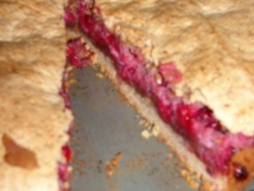 Johannisbeerkuchen mit Mandelbaiser - Rezept mit Bild - kochbar.de