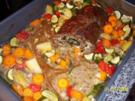 Lecker gefüllte Hackrolle mit Tomatensugo und Rosmarinkartoffeln - Rezept