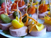 Leberkäsemedaillons mit Mixed Pickles - Rezept