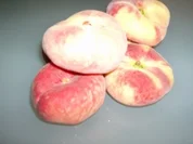 Weinbergpfirsich-Likör - Rezept