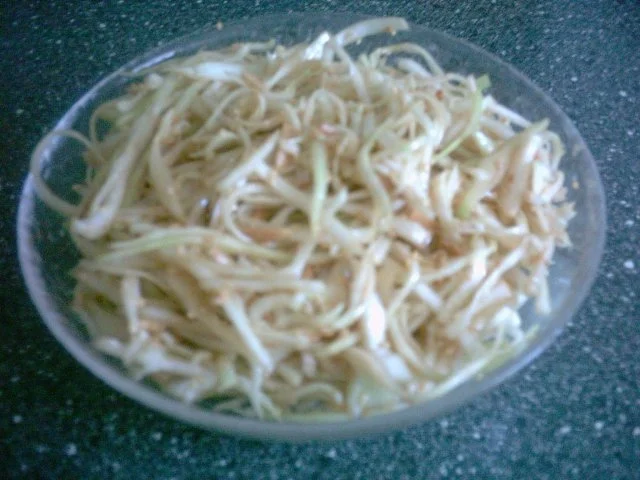 SALAT - Weißkohl - Mandel Salat - Rezept